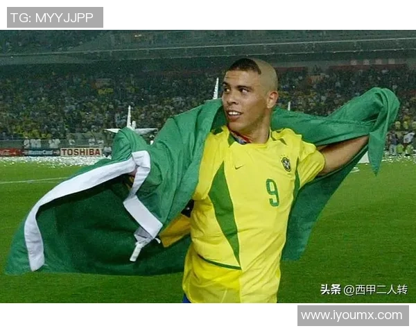 足球明星形象与品牌标志的完美结合探索与分析